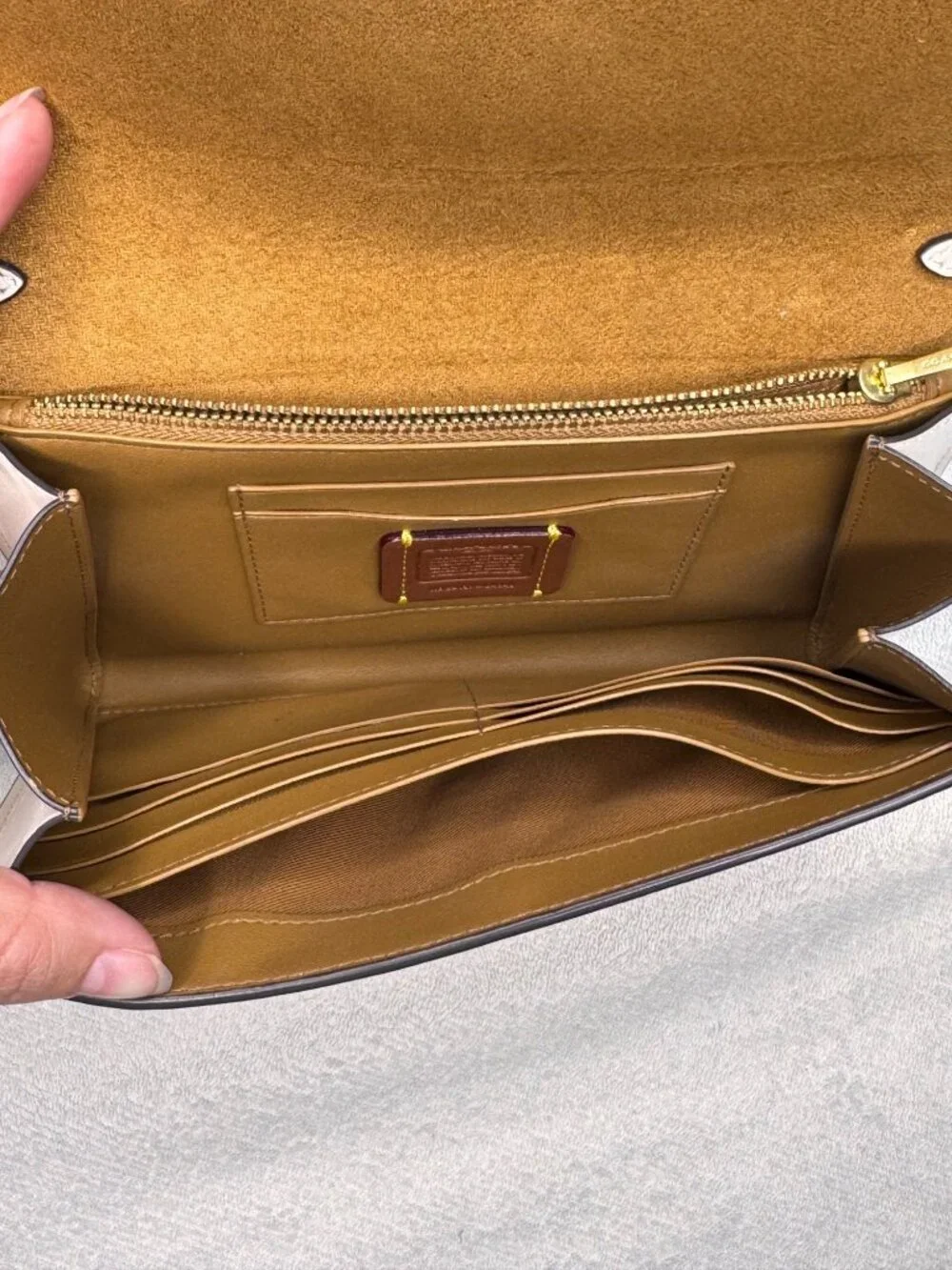 Coach Marlowe Crossbody Leather Bag Purse Gold Chain Strap Cream Compact - Picture 8 of 14